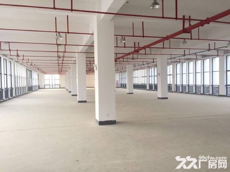 小区物业的智慧化转型：未来趋势与行业探索
